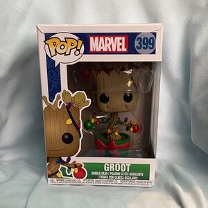 Groot Christmas Funko Pop!